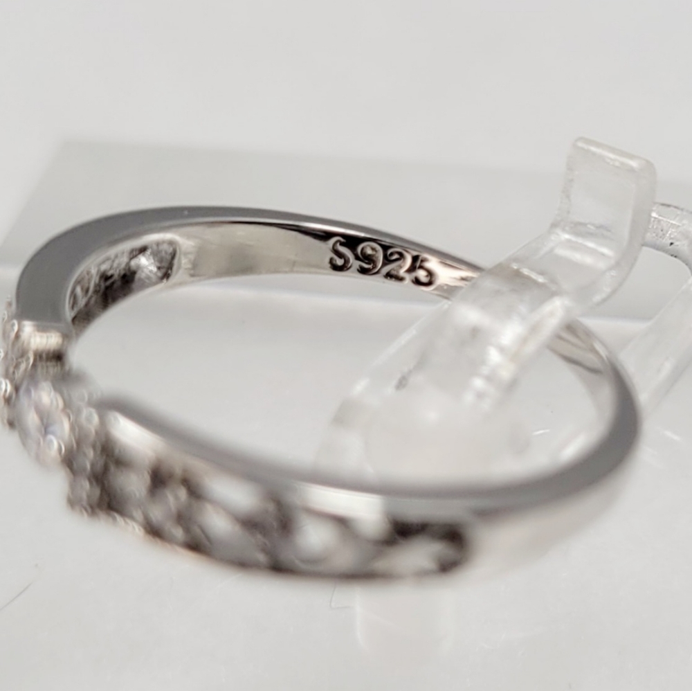 Delicate Sterling Silver Ring - Picture 10 of 12
